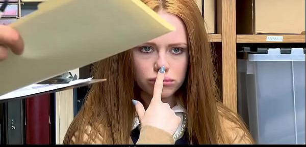 trendsCute Redhead Teen Had No Ides What Will She Face After Caught Stealing